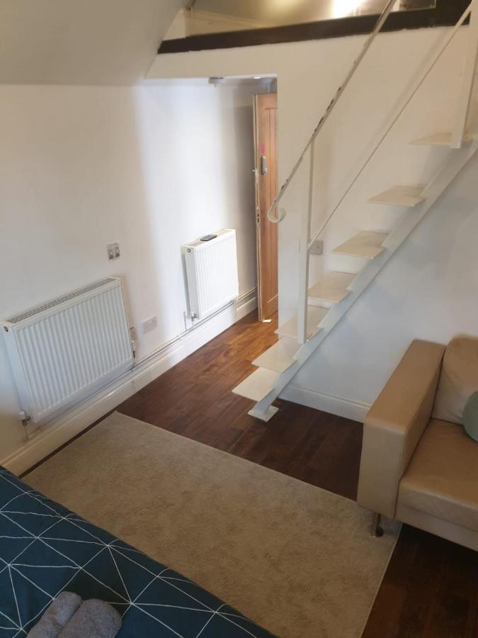 Mezzanine Studio Apartment 伦敦 外观 照片