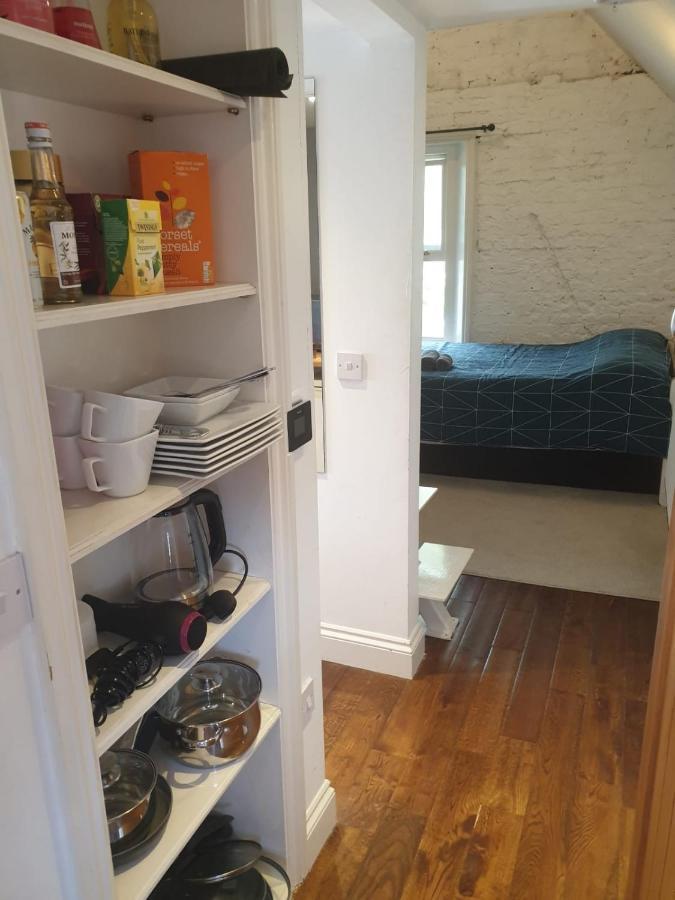Mezzanine Studio Apartment 伦敦 外观 照片